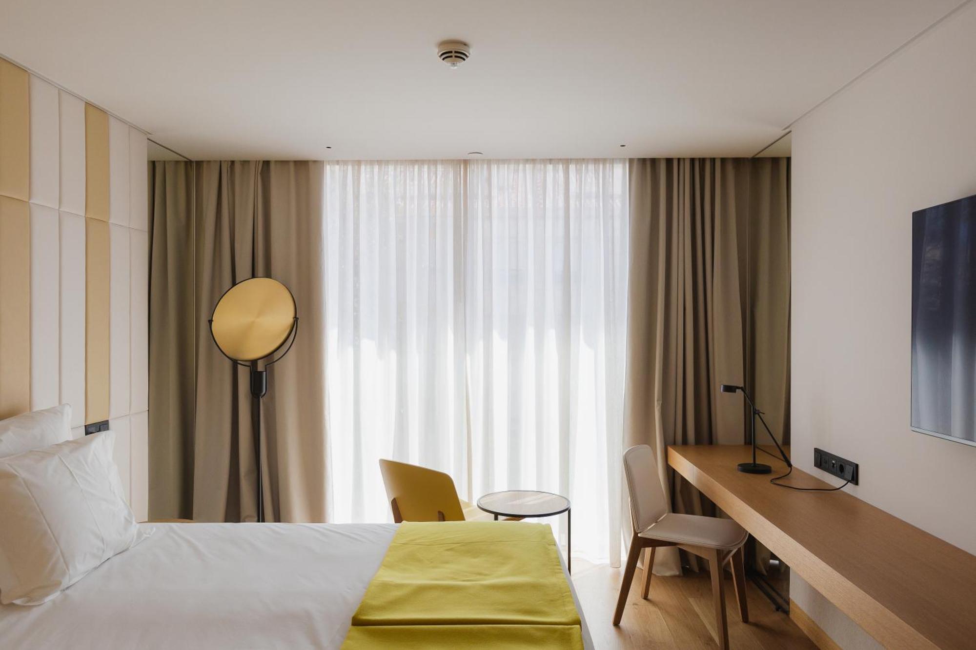 Lumen Hotel & The Lisbon Light Show Zimmer foto