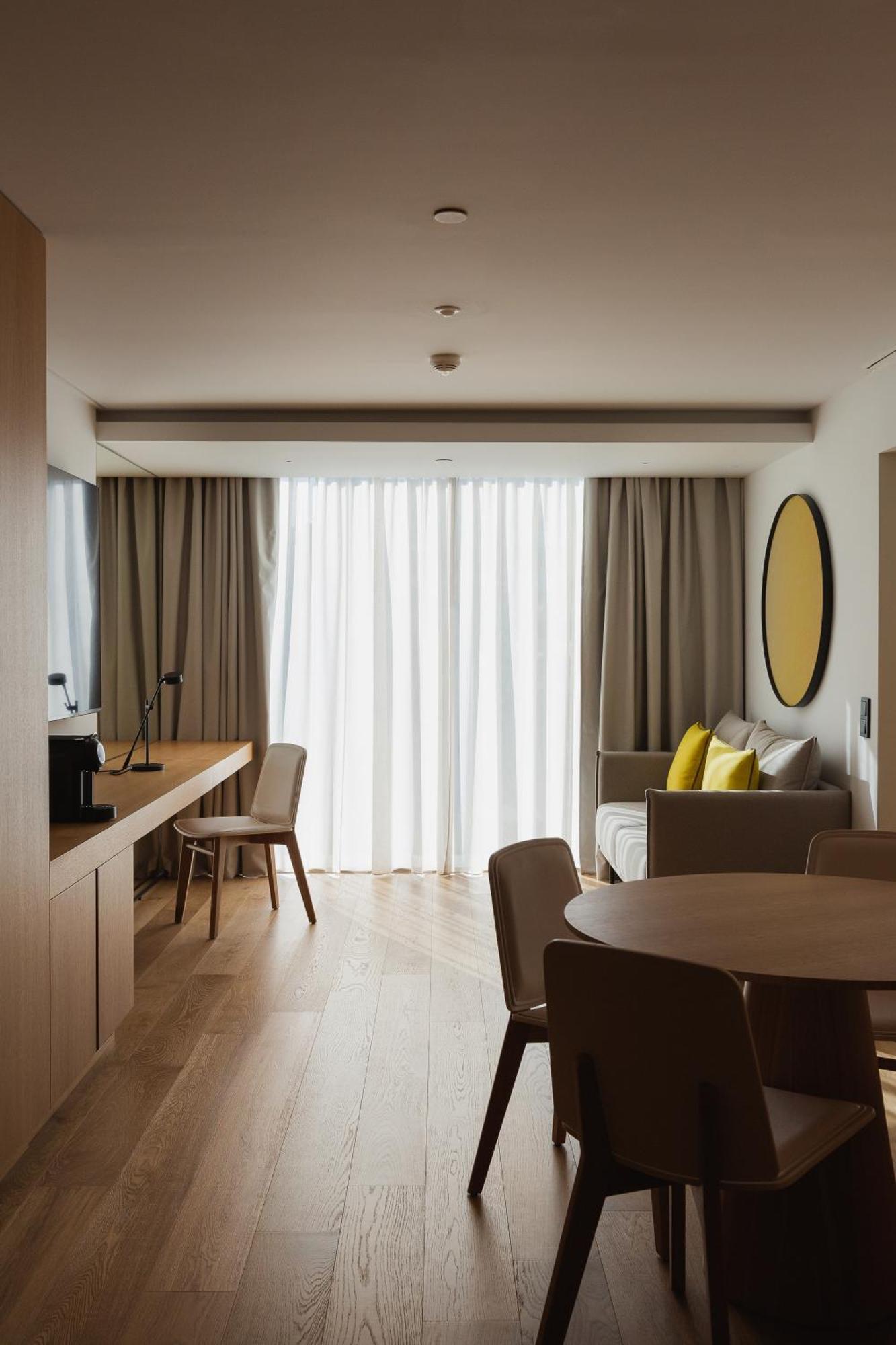 Lumen Hotel & The Lisbon Light Show Zimmer foto